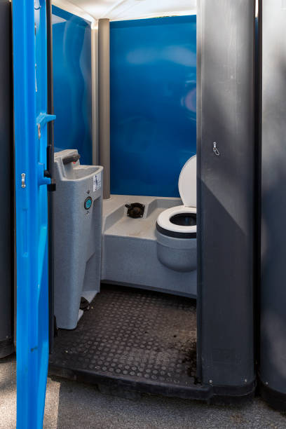 Best Emergency porta potty rental  in Cortland, OH
