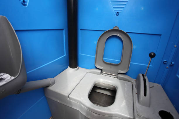 Portable Toilet Options We Offer in Cortland, OH